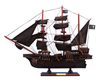 Wooden Blackbeard's Queen Anne's Revenge Model Pirate Ship (size: 15'''')